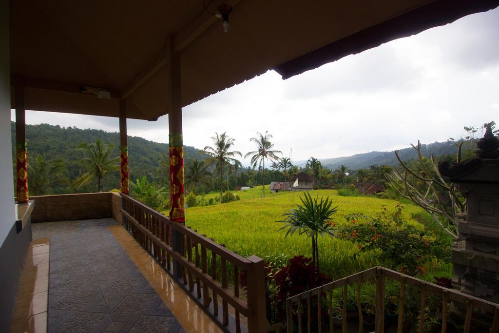 Gangga Homestay Munduk エクステリア 写真