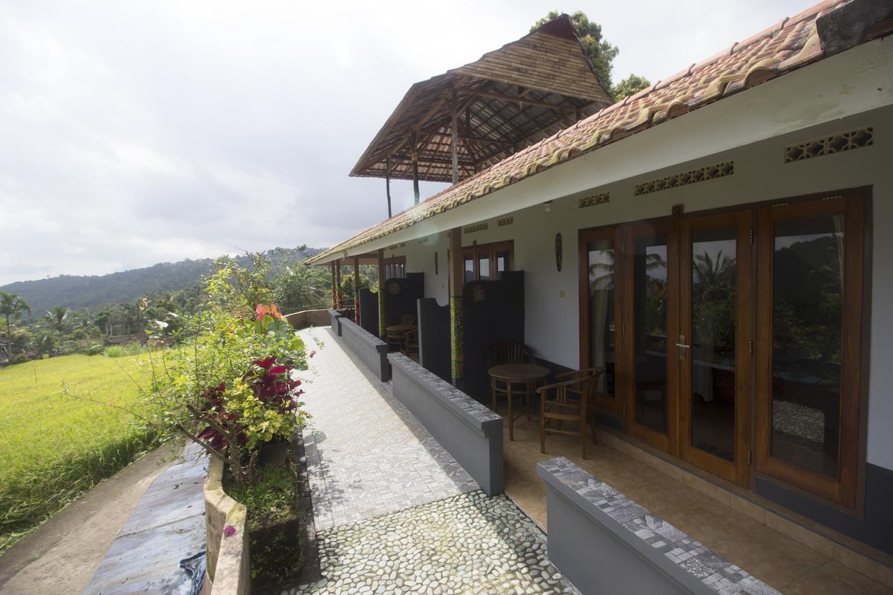 Gangga Homestay Munduk エクステリア 写真