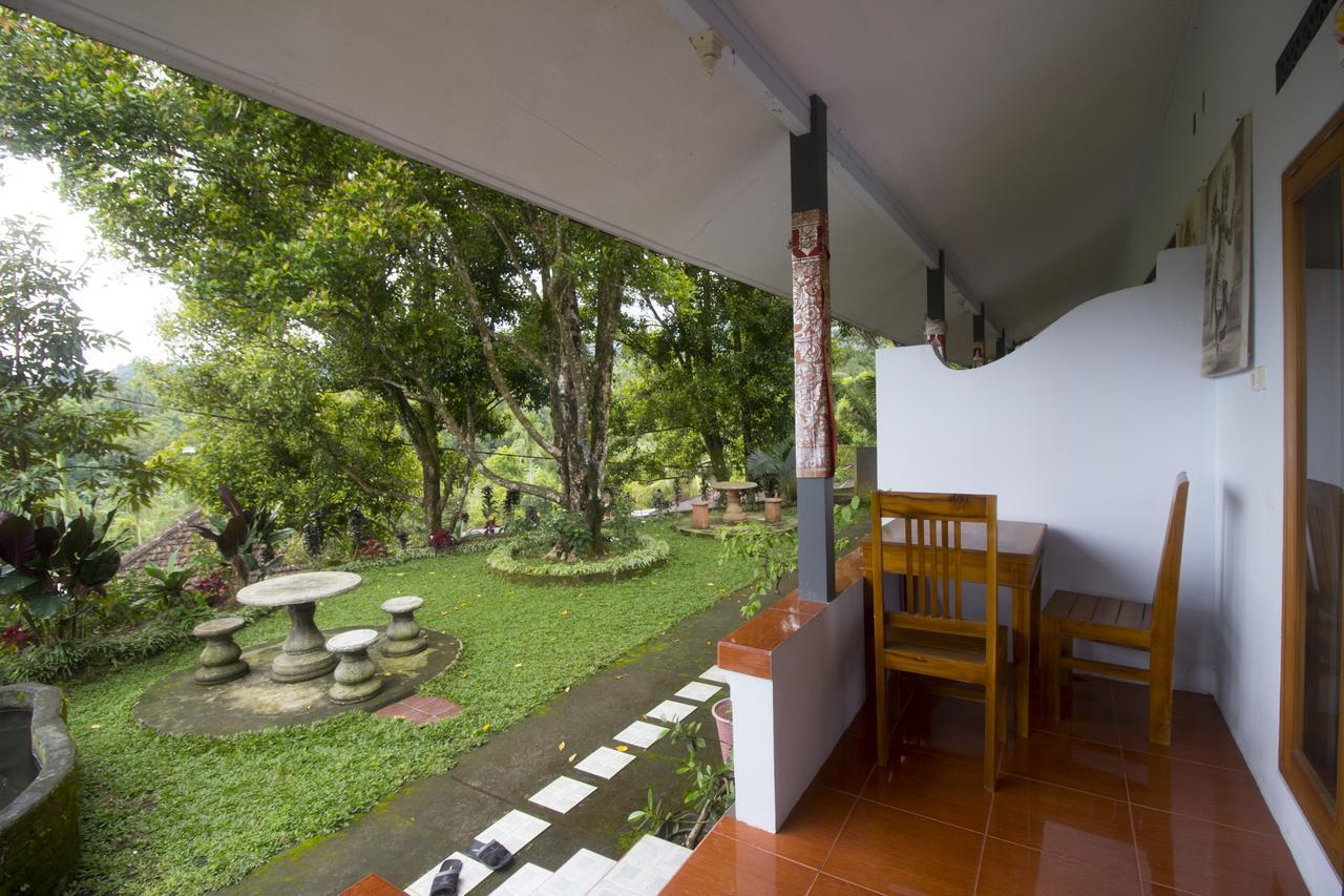 Gangga Homestay Munduk エクステリア 写真